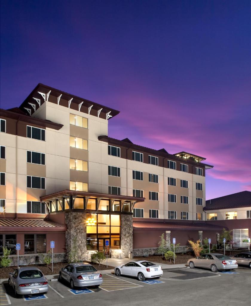 Seven Feathers Casino Resort (Canyonville) 