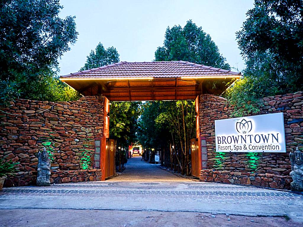 Brown Town Resort & Spa